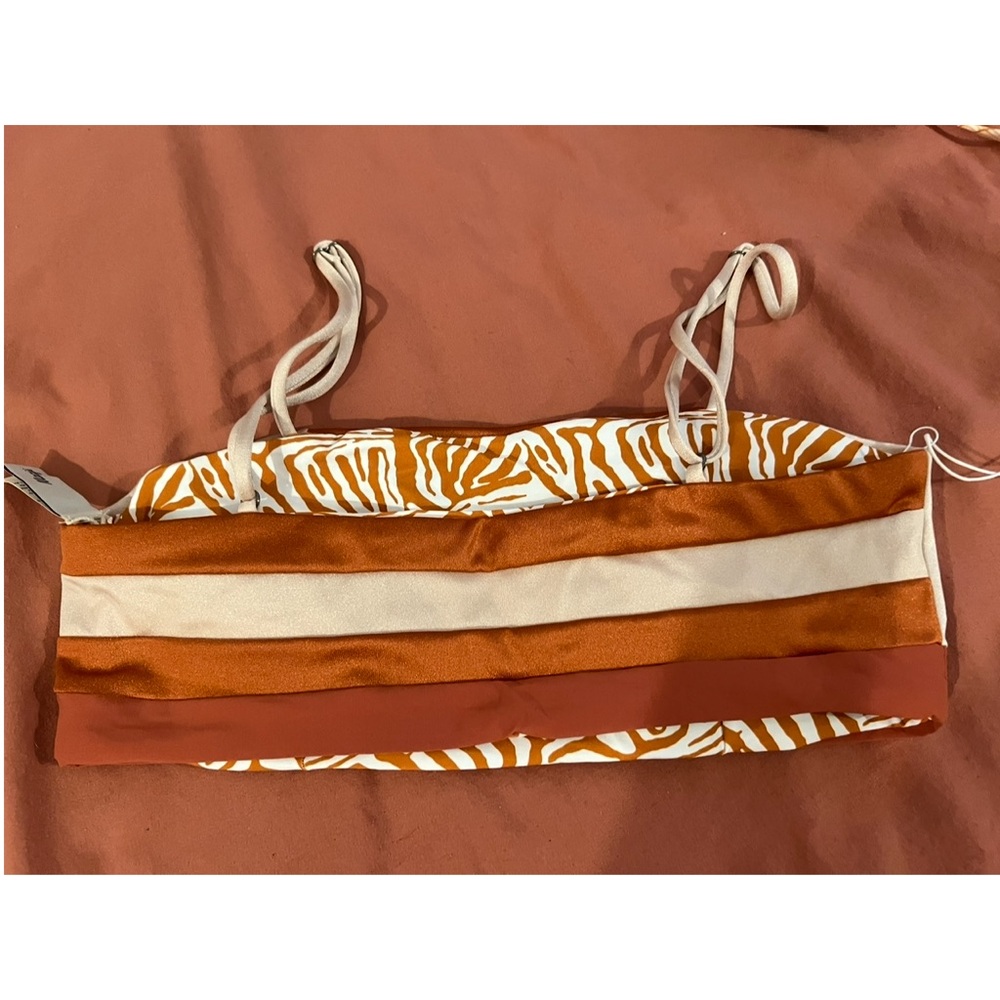 Maaji Reversible Storm Bikini Top, NEW - Picture 5 of 9